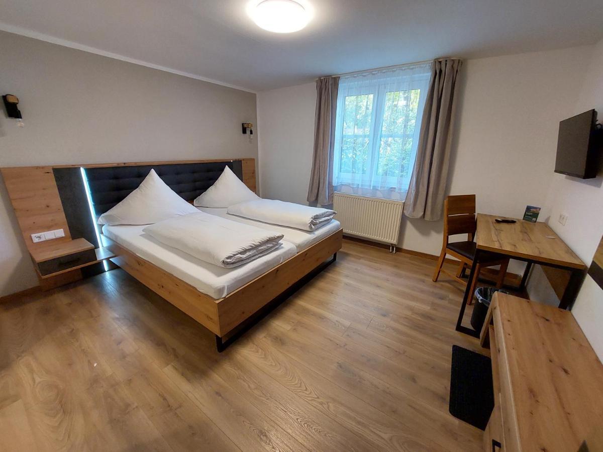 Bubenreuth Landgasthof Moersbergei מראה חיצוני תמונה